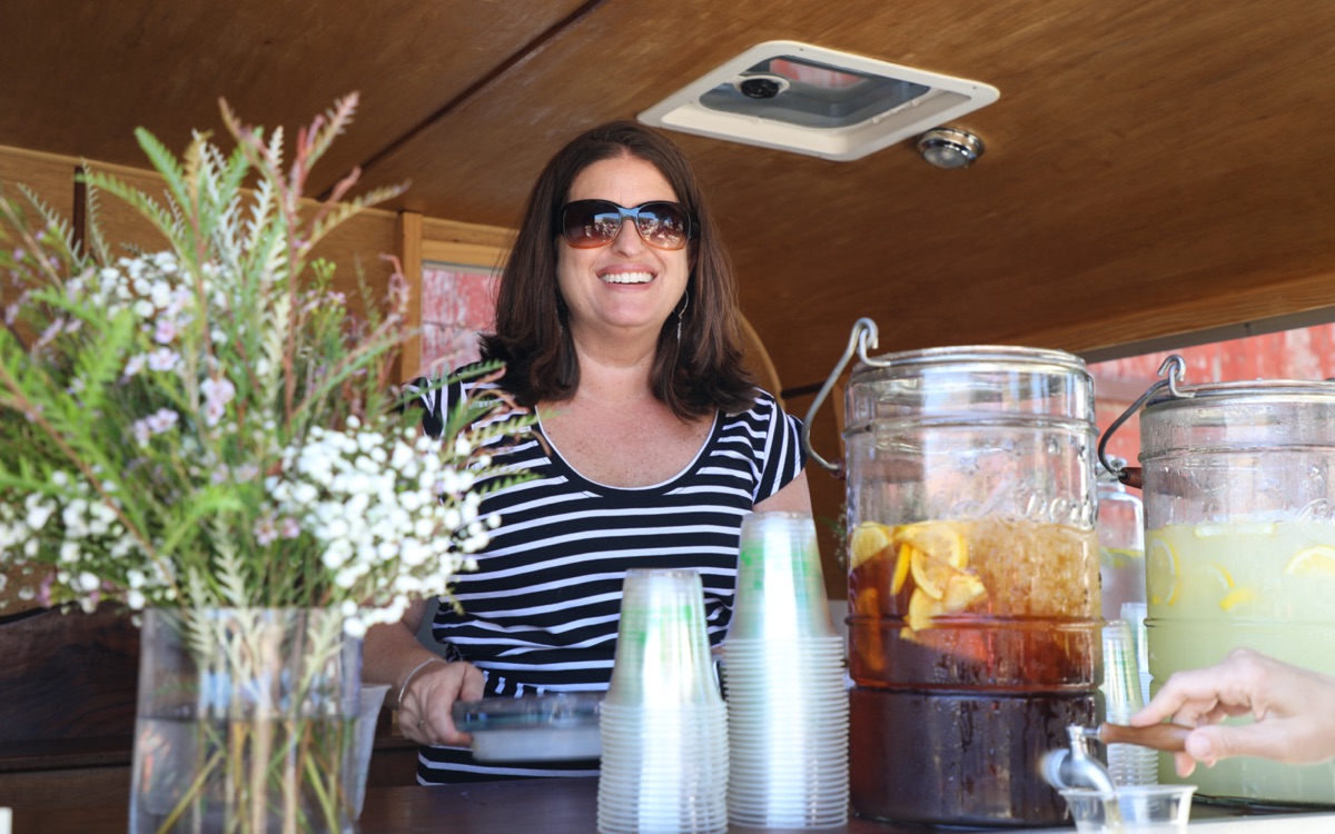 blog__photo-recap-our-10-year-anniversary-open-house-bbq/2X8A3190.jpg