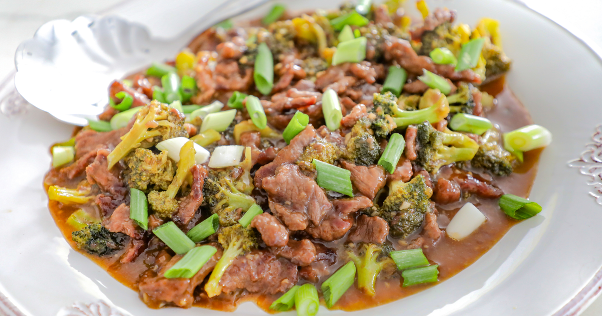 recipes__broccoli-beef/Grass_Fed_Beef_and_Broccoli.png