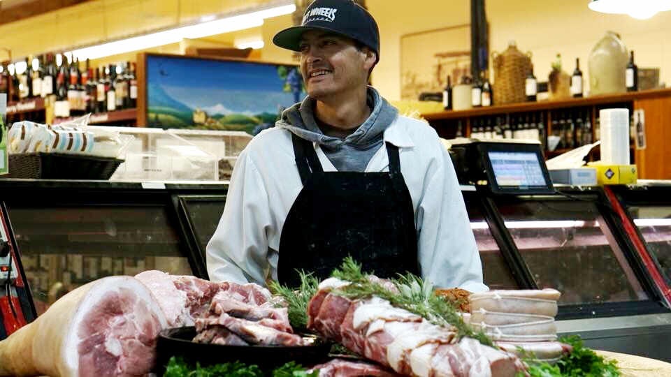 blog__featured-purveyor-anthony-blanco-at-staff-of-life-natural-meats/HAKZ9YLMcHZjK7TXuu4KfAh0-26zTr2XicvqFXOT5iIe1.jpg