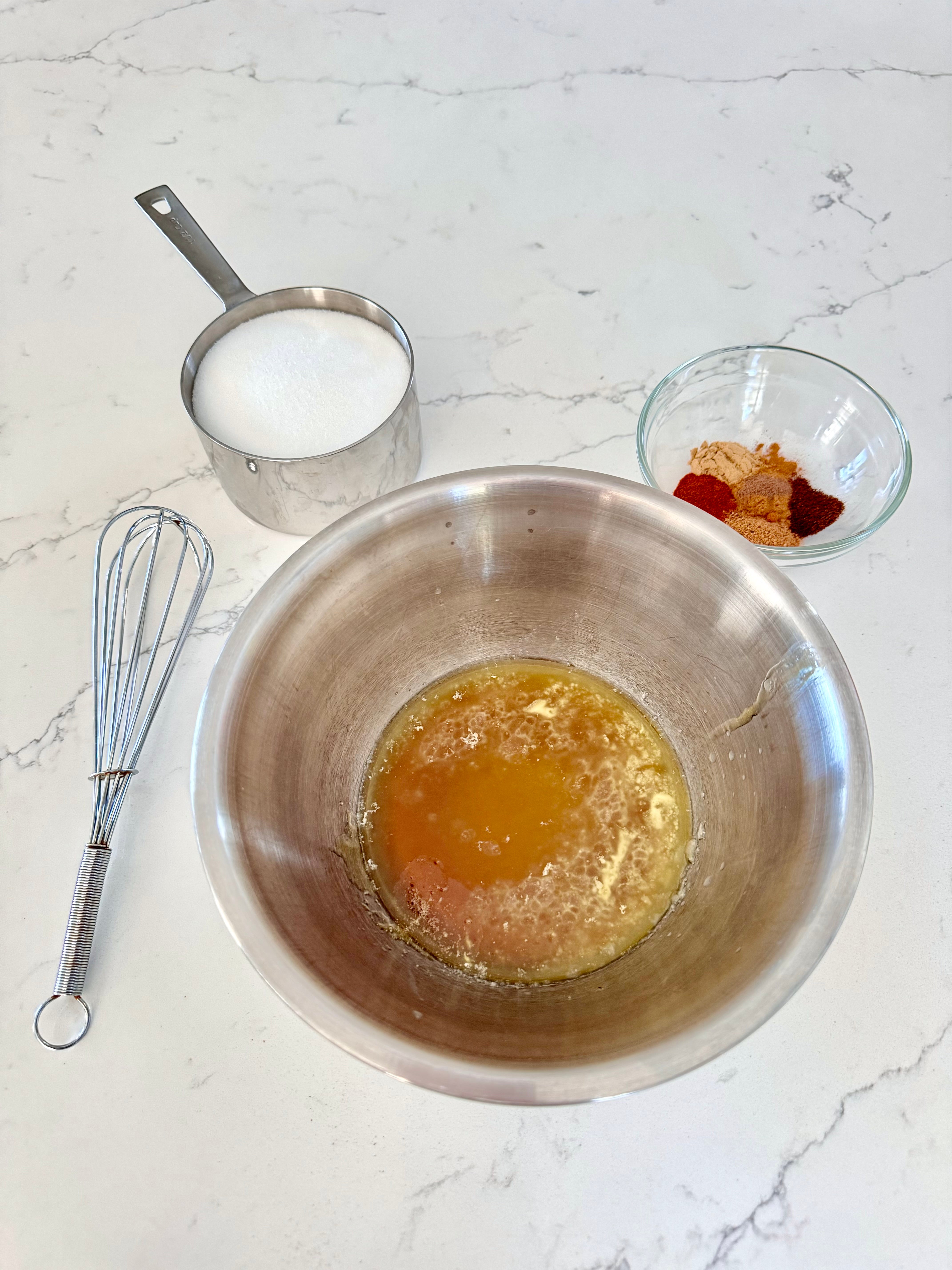 recipes__honey-baked-ham-recipe/Honey_Roasted_Ham_Ingredients.jpg
