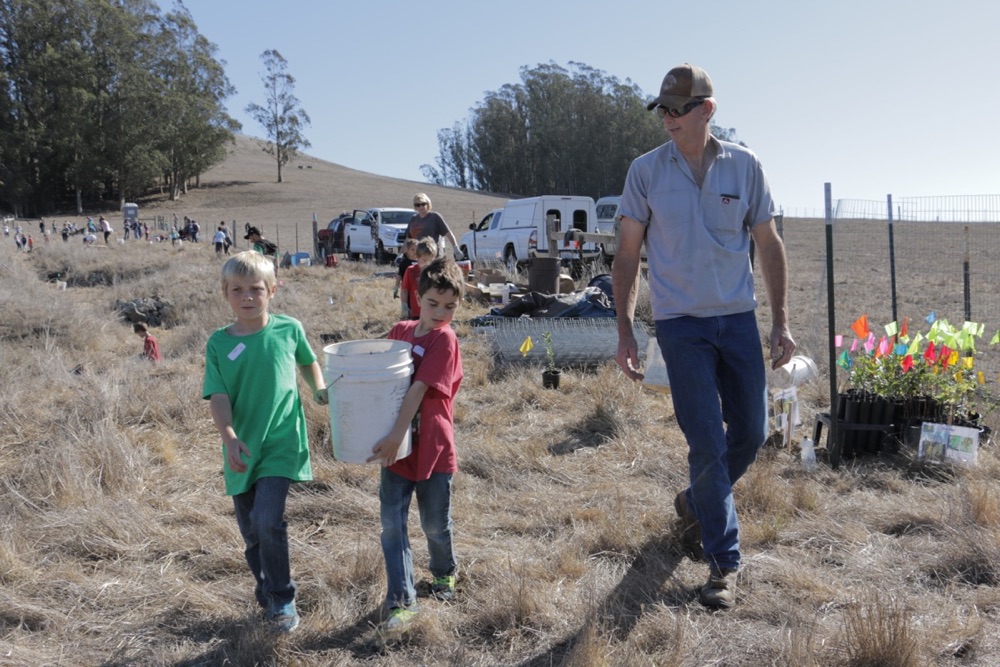 blog__straw-visits-stemple-creek/IMG_4806_1.jpg