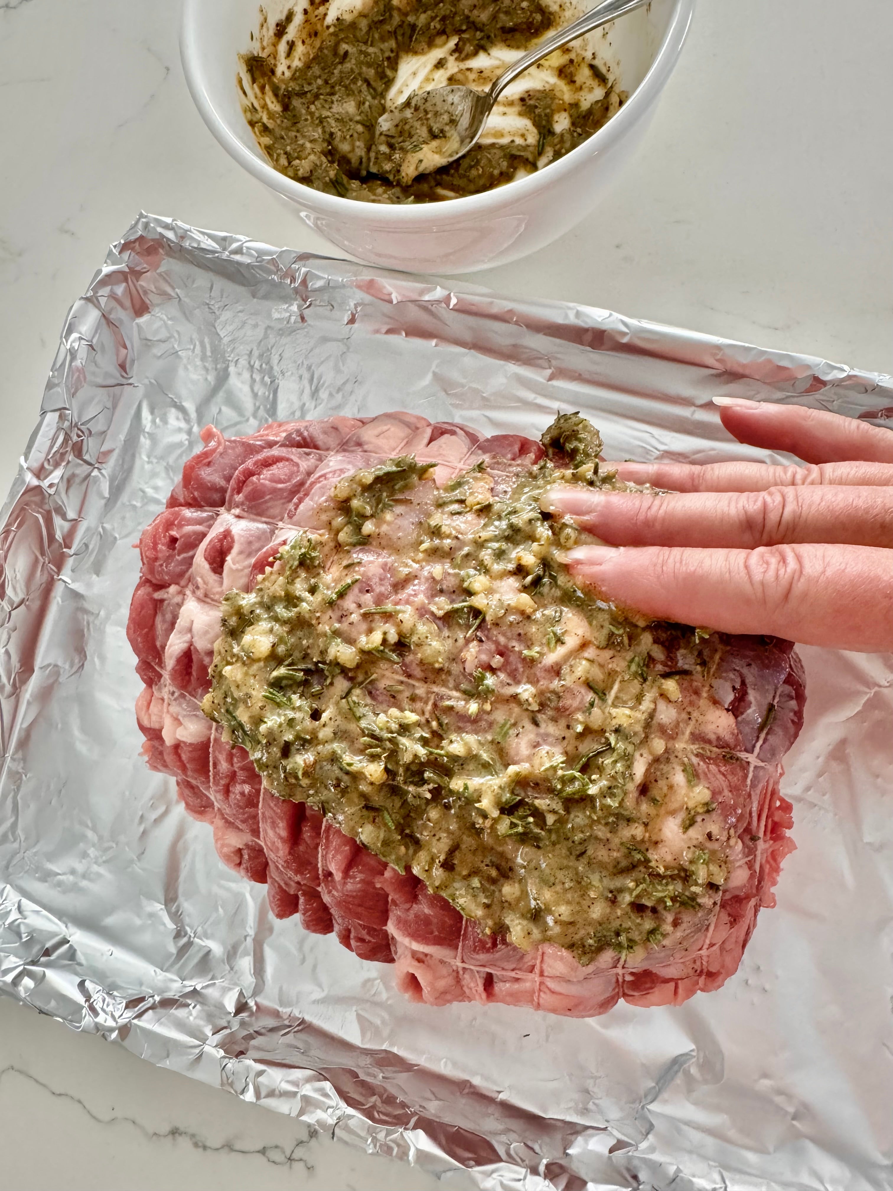 recipes__roast-bone-in-leg-of-lamb/lamb_roast_recipe_3.jpg